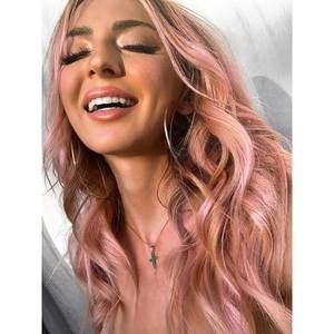 Meet your Posher, Lacey